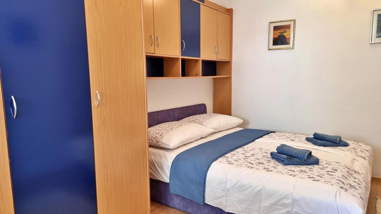Apartment Hana Омиш Экстерьер фото